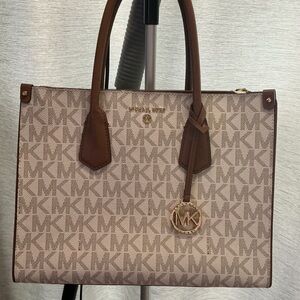 Michael Kors MK Tote – Y2K Chic